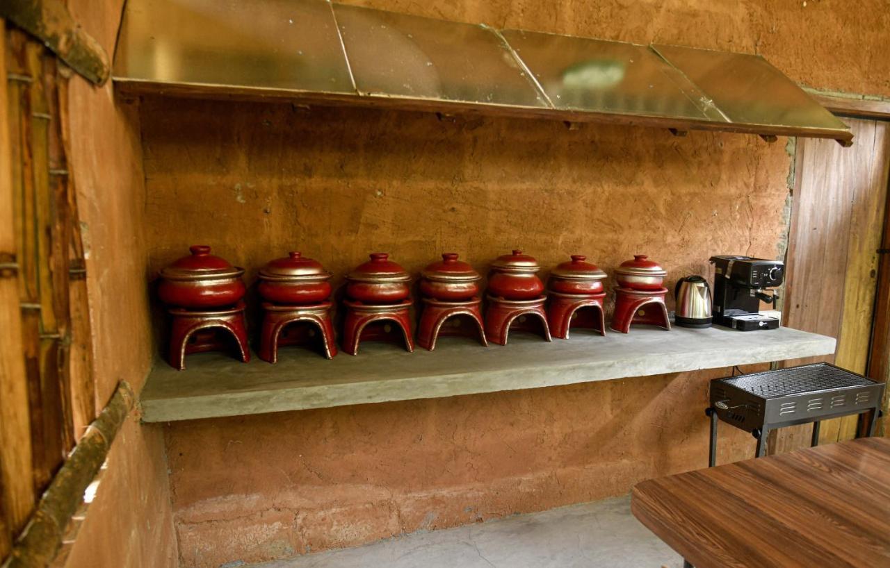 Clay House Hotel Udawalawe Kültér fotó
