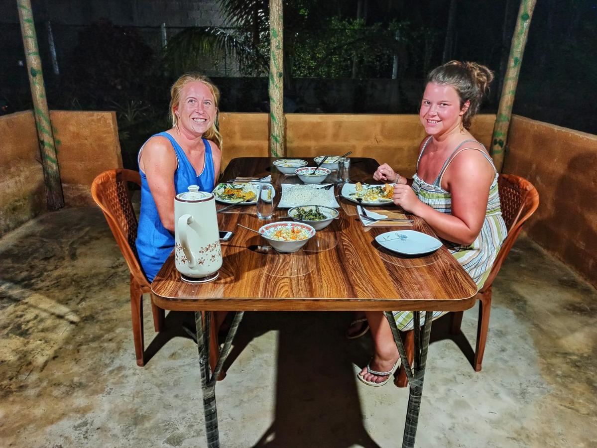 Clay House Hotel Udawalawe Kültér fotó
